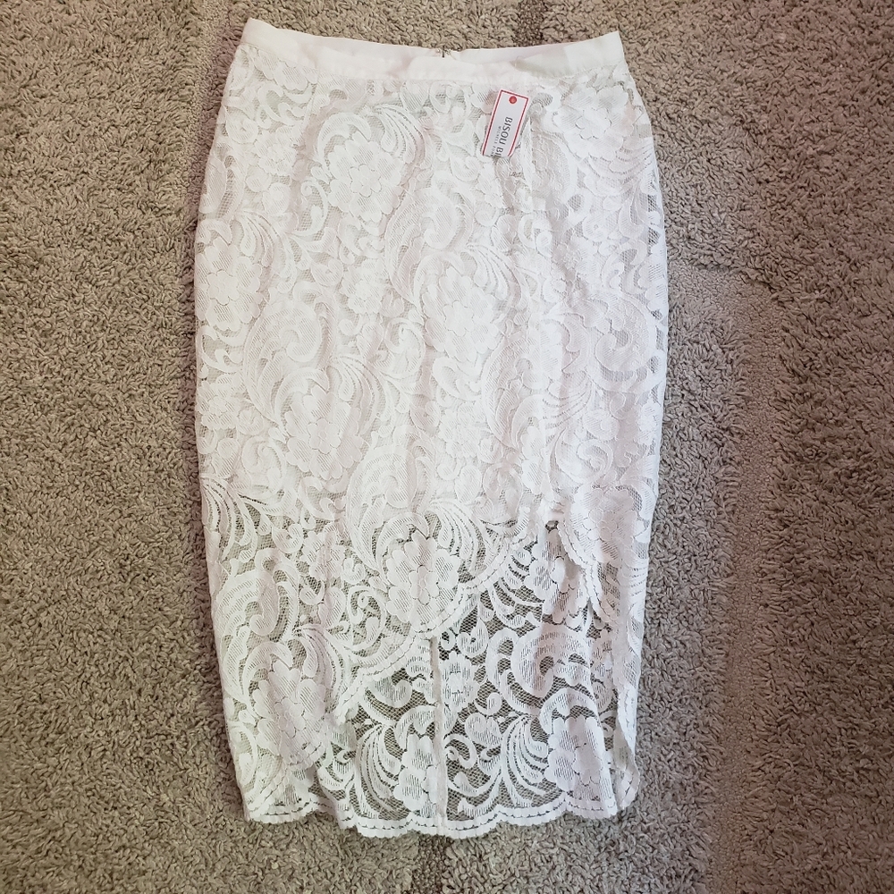 Bisou Bisou White Lace Asymmetrical Pencil Skirt